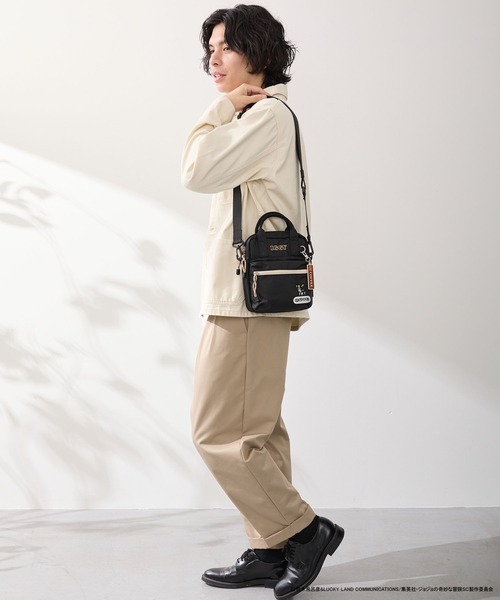 OUTDOOR PRODUCTS(アウトドアプロダクツ)の「【ジョジョの奇妙な冒険×OUTDOOR PRODUCTS】イギーモチーフミニショルダー(ショルダーバッグ・レディース・アイボリー/ブラック・FREE)」の4枚目の写真