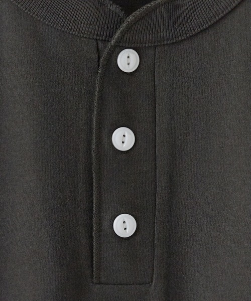 Healthknit(ヘルスニット)の「Healthknit/ヘルスニット Open-End Dry Jersey Henley S/S オープンエンドドライ ヘンリーネック半袖Tシャツ 抗菌防臭 無地 ワンポイント メンズ 2026年 夏 夏服(Tシャツ/カットソー・メンズ・ブラック/ベージュ/ネイビー/オフホワイト/ミント・M/L/XL)」の7枚目の写真