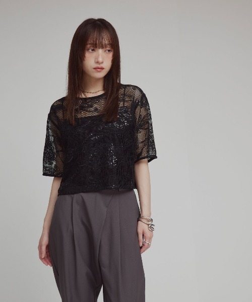W:Huku（フーク）の「【W:huku / メッシュ エンブロイダリー】ハーフスリーブ シアー トップス / Mesh Embroidered Half-Sleeve Top（Tシャツ/カットソー・レディース・ブラック/ブラックミックス/アイボリー・FREE）」の5枚目の写真