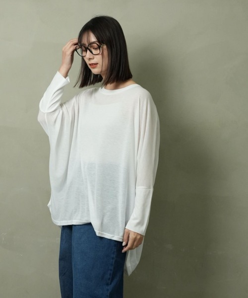 FashionBerry（ファッションベリー）の「UVカット ドルマンポンチョ カットソー（Tシャツ/カットソー・レディース・ホワイト/ブラック/ネイビー/グレー・FREE）」の6枚目の写真