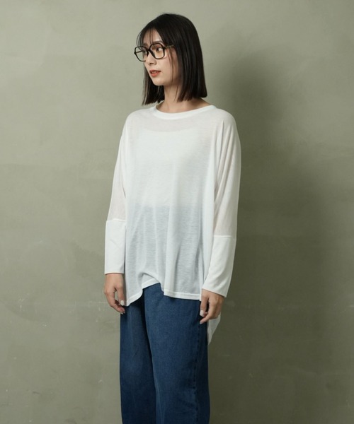 FashionBerry（ファッションベリー）の「UVカット ドルマンポンチョ カットソー（Tシャツ/カットソー・レディース・ホワイト/ブラック/ネイビー/グレー・FREE）」の10枚目の写真