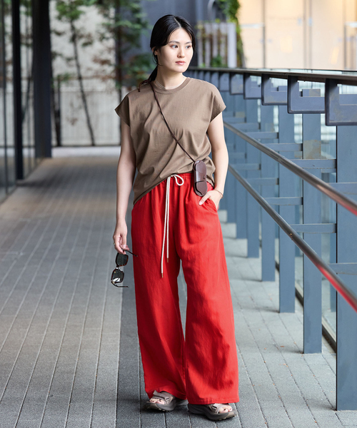 IENA(イエナ)の「《追加2/新色あり》ウオッシャブルリネン混イージーパンツ(その他パンツ・レディース・ブラック/ピンク/ベージュ/レッド・38/40/34/36)」の7枚目の写真