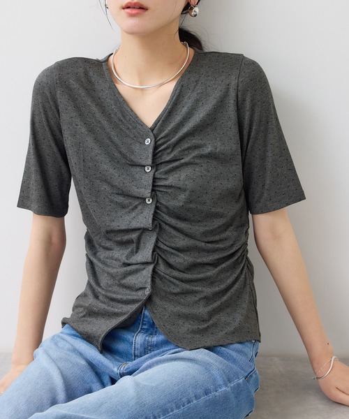 VIS(ビス)の「【WEB限定】フロントシャーリングトップス(Tシャツ/カットソー・レディース・チャコールグレー/ダークブラウン/ライトグリーン/ホワイト系その他5・FREE)」の17枚目の写真