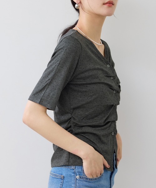 VIS(ビス)の「【WEB限定】フロントシャーリングトップス(Tシャツ/カットソー・レディース・チャコールグレー/ダークブラウン/ライトグリーン/ホワイト系その他5・FREE)」の19枚目の写真