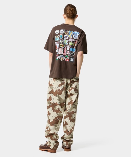 HUF(ハフ)の「STICKER PACK TEE(Tシャツ/カットソー・メンズ・ブラック/ブラウン/ホワイト・XL/L/M/S)」の10枚目の写真