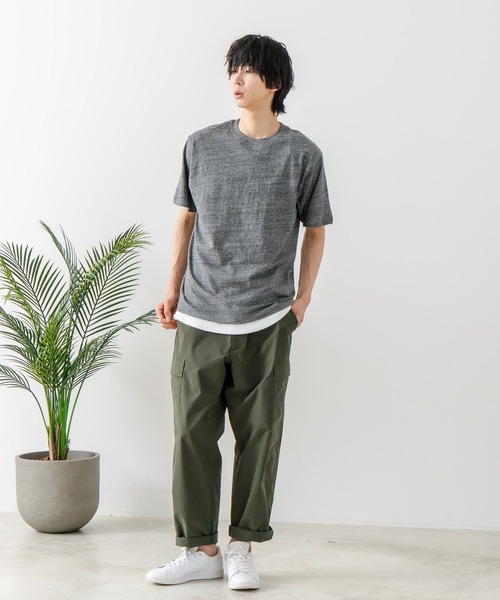 DISCUS(ディスカス)の「【DISCUS/ディスカス】【USAコットン100%】 ワッペンロゴ刺繍 クルーネック半袖Tシャツ 無地 レギュラーシルエット 吸湿性 通気性 アメカジ ストリート スポーツテイスト ユニセックス(Tシャツ/カットソー・メンズ・ブラック/ネイビー/グレー・MEDIUM/LARGE/X-LARGE)」の8枚目の写真