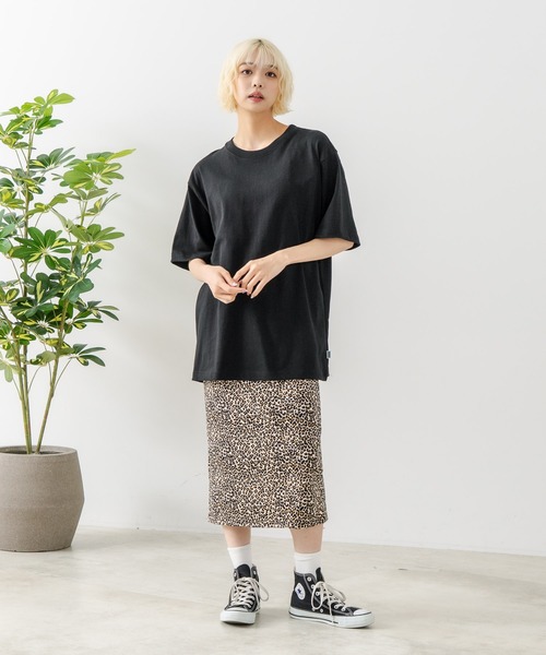 DISCUS(ディスカス)の「【DISCUS/ディスカス】【USAコットン100%】 ワッペンロゴ刺繍 クルーネック半袖Tシャツ 無地 レギュラーシルエット 吸湿性 通気性 アメカジ ストリート スポーツテイスト ユニセックス(Tシャツ/カットソー・メンズ・ブラック/ネイビー/グレー・MEDIUM/LARGE/X-LARGE)」の15枚目の写真