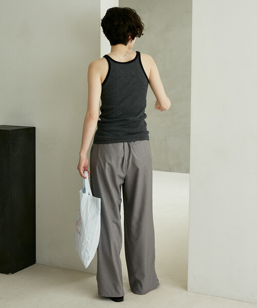 FREAK'S STORE（フリークスストア）の「MILLER/ミラー Panel Rib America Sleeve Tank/パネルリブ アメスリタンクトップ/カップ付きタンクトップ（タンクトップ・レディース・ダークブラウン/チャコール/レッド・ﾌﾘ-）」の9枚目の写真