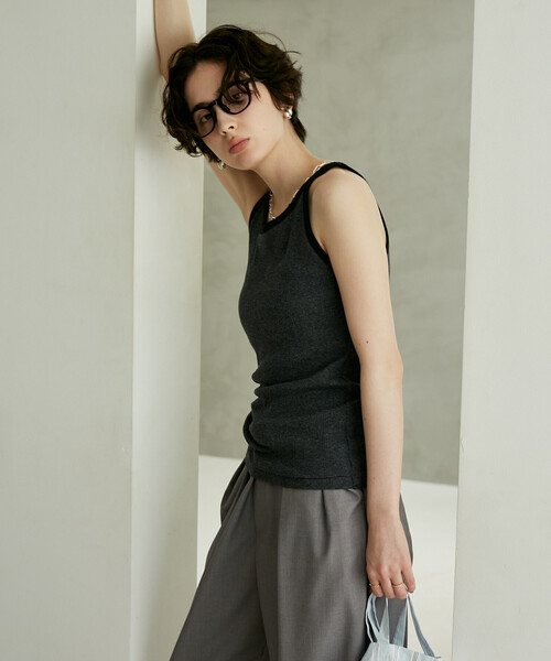 FREAK'S STORE（フリークスストア）の「MILLER/ミラー Panel Rib America Sleeve Tank/パネルリブ アメスリタンクトップ/カップ付きタンクトップ（タンクトップ・レディース・ダークブラウン/チャコール/レッド・ﾌﾘ-）」の15枚目の写真
