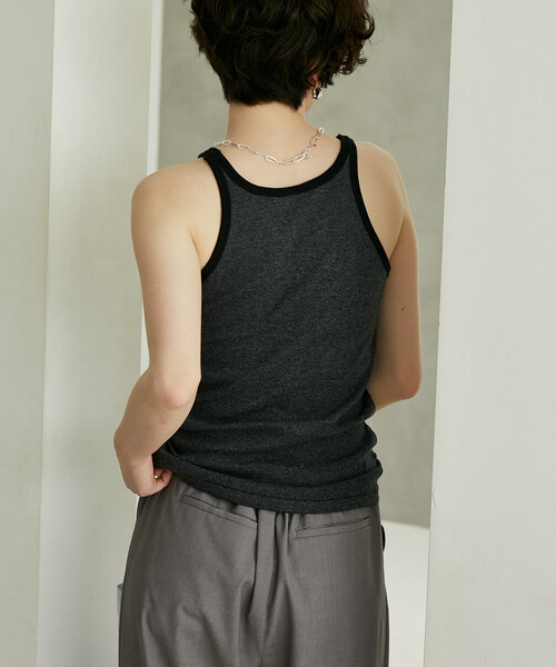 FREAK'S STORE（フリークスストア）の「MILLER/ミラー Panel Rib America Sleeve Tank/パネルリブ アメスリタンクトップ/カップ付きタンクトップ（タンクトップ・レディース・ダークブラウン/チャコール/レッド・ﾌﾘ-）」の16枚目の写真