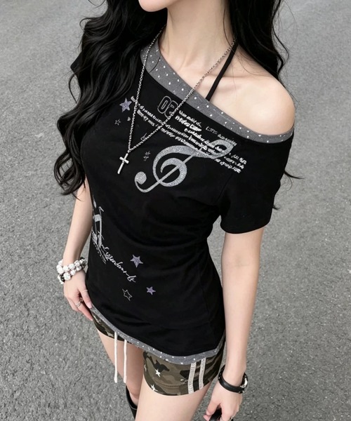 Teem Store(チームストア)の「レイヤード風ドット柄配色 ワンショルTシャツ(Tシャツ/カットソー・レディース・ブラック・M/S)」の2枚目の写真