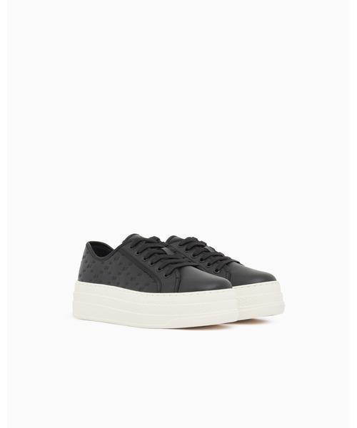 ARMANI EXCHANGE(アルマーニエクスチェンジ)の「【A|X アルマーニ エクスチェンジ】<ZOZO限定>オールオーバーエンボスロゴ チャンキーレースアップスニーカー(スニーカー・レディース・ブラック/オフホワイト・35/37/39/36/38)」の3枚目の写真