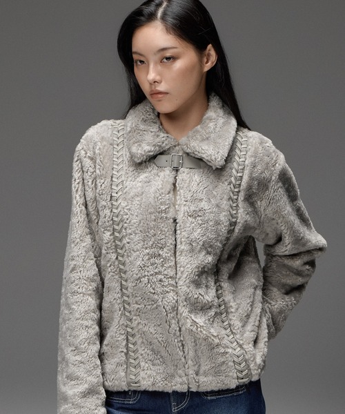 X-girl(エックスガール)の「FAUX FUR LACE UP JACKET(その他アウター・レディース・グレー/ブラック・S/M)」の2枚目の写真