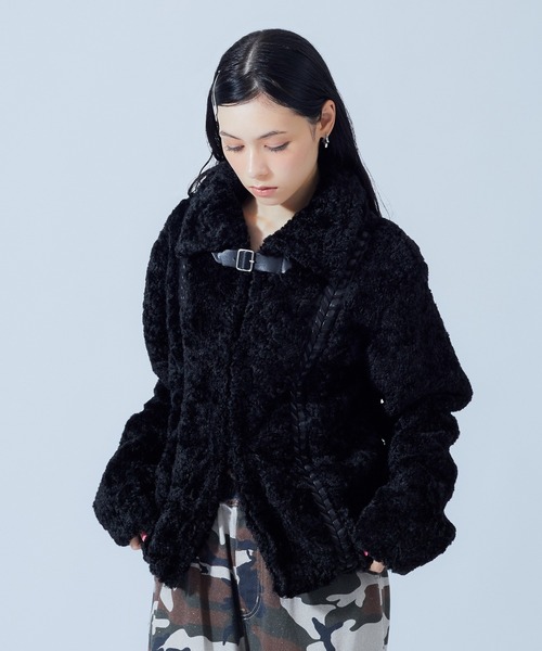 X-girl(エックスガール)の「FAUX FUR LACE UP JACKET(その他アウター・レディース・グレー/ブラック・S/M)」の3枚目の写真