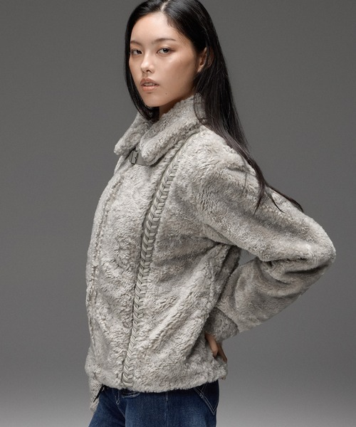 X-girl(エックスガール)の「FAUX FUR LACE UP JACKET(その他アウター・レディース・グレー/ブラック・S/M)」の6枚目の写真