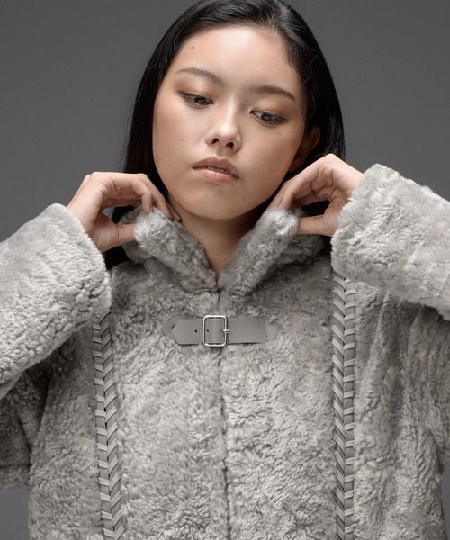 X-girl(エックスガール)の「FAUX FUR LACE UP JACKET(その他アウター・レディース・グレー/ブラック・S/M)」の11枚目の写真