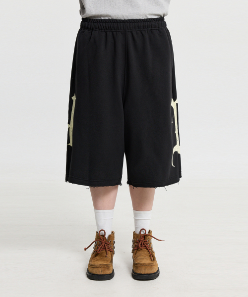 HOODHOOD(フッドフッド)の「HDカッティングバミューダスウェットパンツブラック(その他パンツ・レディース・その他・2/1)」の6枚目の写真