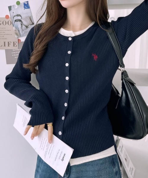 Ada.（エイダ）の「【Ada.別注 U.S. POLO ASSN.】 レイヤード風デザイン バイカラー リブ カーディガン（カーディガン/ボレロ・レディース・グレー/ボルドー・M/L）」の3枚目の写真
