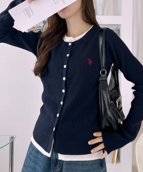 Ada.（エイダ）の「【Ada.別注 U.S. POLO ASSN.】 レイヤード風デザイン バイカラー リブ カーディガン（カーディガン/ボレロ・レディース・グレー/ボルドー・M/L）」の4枚目の写真