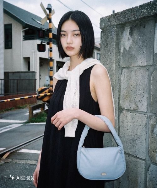 MASMARULEZ（マスマルールズ）の「[INT] Liri mini tote bag_Mist sky（トートバッグ・レディース・その他・FREE）」の2枚目の写真