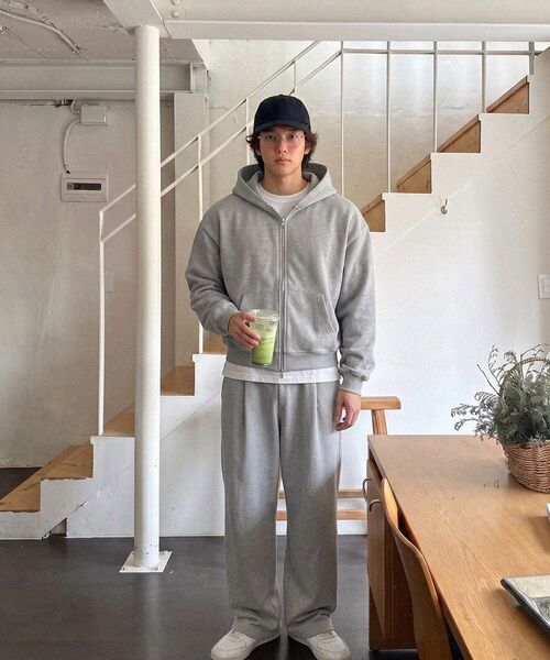 NOMING(ノミング)の「ワンタックワイドスウェットパンツ - チャコール(スウェットパンツ・メンズ・チャコール・SMALL/MEDIUM/LARGE/X-LARGE)」の7枚目の写真