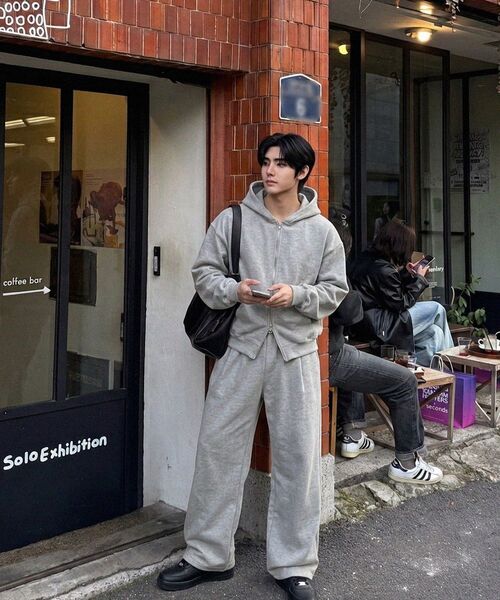 NOMING(ノミング)の「ワンタックワイドスウェットパンツ - チャコール(スウェットパンツ・メンズ・チャコール・SMALL/MEDIUM/LARGE/X-LARGE)」の15枚目の写真