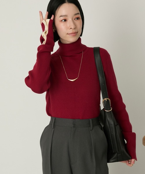 Aunely(オーネリー)の「【Aunely】<パチレスニット>ゴールドボタンタートルネックリブニット(ニット/セーター・レディース・グレー/グレイッシュベージュ/ブラック/ブラック系/ネイビー/アイボリー/グリーン/ブルー系/ブラウン/レッド・M/L)」の14枚目の写真
