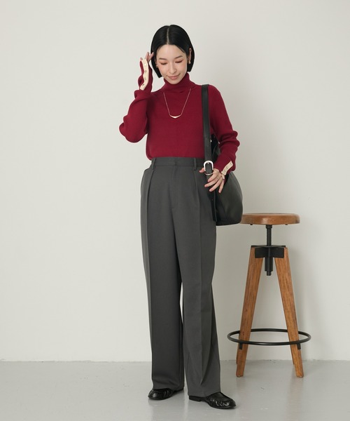 Aunely(オーネリー)の「【Aunely】<パチレスニット>ゴールドボタンタートルネックリブニット(ニット/セーター・レディース・グレー/グレイッシュベージュ/ブラック/ブラック系/ネイビー/アイボリー/グリーン/ブルー系/ブラウン/レッド・M/L)」の17枚目の写真