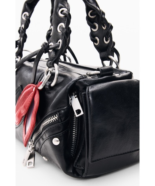 Desigual(デシグアル)の「Mini Quilted Boston Bag / ミニキルティッドボストンバッグ(ハンドバッグ・レディース・ブラック・FREE)」の5枚目の写真