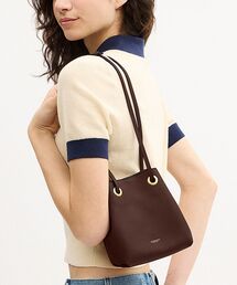 ジェイド ドローストリング バッグ（ショルダーバッグ）｜COACH
