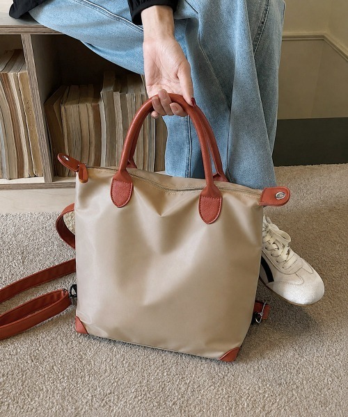 Miniministore(ミニミニストア)の「マルチトートバッグ大容量ナイロンリュック(バックパック/リュック・レディース・チャコールグレー/ネイビー/ブルー/ワインレッド/ベージュ/ブラック・FREE)」の16枚目の写真