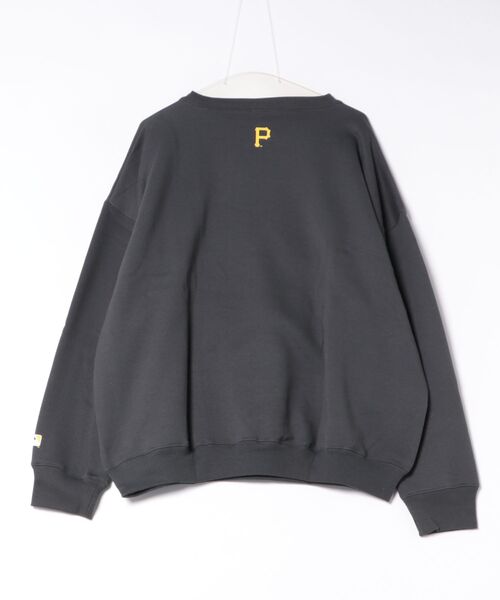 PEANUTS(ピーナッツ)の「【PEANUTS/ピーナッツ】【ユニセックスデザインでリンクコーデにも◎】MLB×PEANUTS 裏起毛トレーナー 保温 キャラクター ドジャース ヤンキース パイレーツ(スウェット・メンズ・ベージュ系その他2/ブラック系その他3/グレー系その他3/グレー系その他/ブラック系その他2/ブルー系その他・LARGE/X-LARGE/MEDIUM)」の9枚目の写真