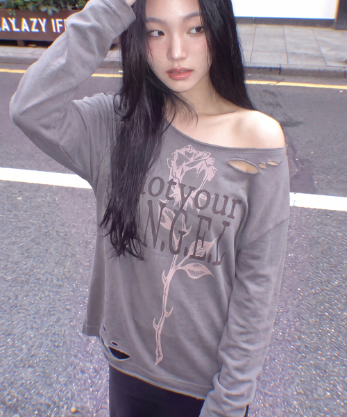 GRAVER（グレーバー）の「[ウーマン]NOT YOUR ROSE デミジ ワンショルダー ロングスリーブ_2カラー（Tシャツ/カットソー・レディース・イエロー/チャコール・FREE）」の5枚目の写真