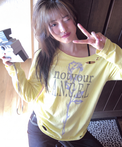 GRAVER（グレーバー）の「[ウーマン]NOT YOUR ROSE デミジ ワンショルダー ロングスリーブ_2カラー（Tシャツ/カットソー・レディース・イエロー/チャコール・FREE）」の6枚目の写真