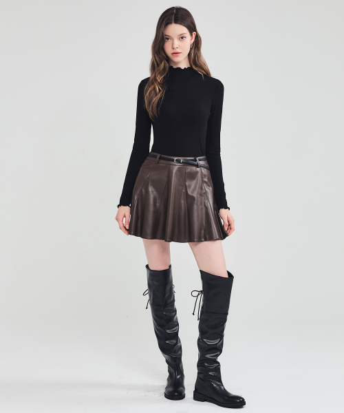 LORDLOAR(ロードロアル)の「フェイクレザーフレアスカート ブラウン(スカート・レディース・その他・X-SMALL/SMALL/MEDIUM/LARGE)」の2枚目の写真