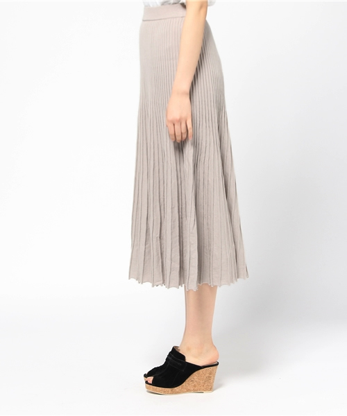 MOUSSY（マウジー）の「Pleat Knit Skirt（スカート・レディース・ライトピンク/ライトグレー/ホワイト・FREE）」の5枚目の写真