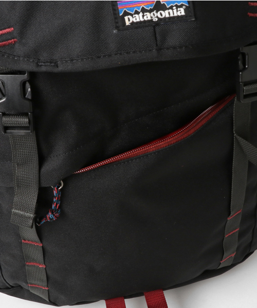 FREAK'S STORE（フリークスストア）の「patagonia/パタゴニア　Arbor Pack 26L                  （バックパック/リュック・メンズ・キャメル/ネイビー/ブラック/イエロー・FREE）」の8枚目の写真