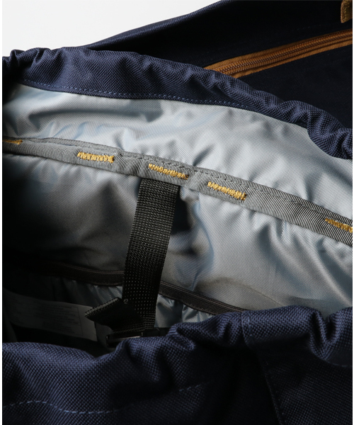 FREAK'S STORE（フリークスストア）の「patagonia/パタゴニア　Arbor Pack 26L                  （バックパック/リュック・メンズ・キャメル/ネイビー/ブラック/イエロー・FREE）」の14枚目の写真