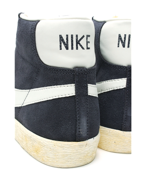 NIKE（ナイキ）の「BLAZER HI SUEDE(VNTG)（スニーカー・レディース・グレー/パープル/ピンク・23/23.5/24/24.5/26/26.5/28/28.5/27/27.5）」の9枚目の写真