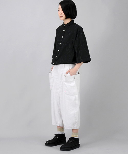 Ne-net（ネネット）の「S はばたきシャツ（シャツ/ブラウス・レディース・ホワイト/ブラック/イエロー・02）」の6枚目の写真