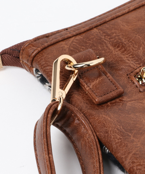 VENCEEXCHANGE（ヴァンスエクスチェンジ）の「千鳥柄ラウンドクラッチ                （クラッチバッグ・メンズ・ブラック/ブラウン・FREE）」の9枚目の写真