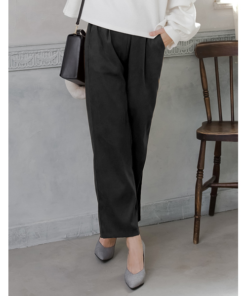 Re:EDIT（リエディ）の「すっきり美脚ストレートパンツ（その他パンツ・レディース・ブラック/ベージュ/ブラウン/グレー/ブラック系その他/ブラウン系その他/バーガンディー/グリーン系その他/モカ・LARGE/MEDIUM/SMALL）」の2枚目の写真