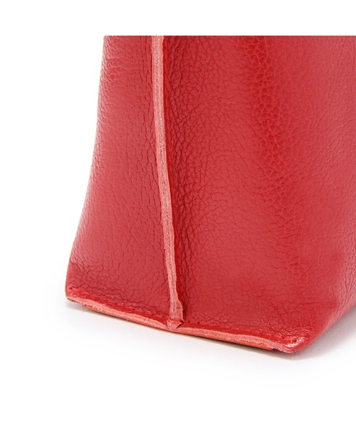 IL BISONTE(イルビゾンテ)の「IL BISONTE / ORIGINAL LEATHER / クロスボディバッグ(ショルダーバッグ・レディース・グレー/レッド/オリーブ/ダークブラウン/ブラック/ナチュラル/ライトブラウン/グリーン/レンガ/オレンジ/ネイビー・FREE)」の17枚目の写真