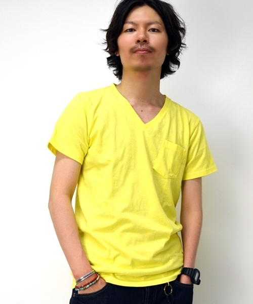 SHIPS（シップス）の「VELVA SHEEN: Vネック ポケットTEEシャツ（カラー）（Tシャツ/カットソー・メンズ・ピンク/イエロー/ライトグリーン/ブルー/グリーン/ライトピンク/ライトブルー・SMALL/MEDIUM/LARGE）」の5枚目の写真