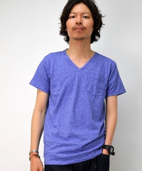 SHIPS（シップス）の「VELVA SHEEN: Vネック ポケットTEEシャツ（カラー）（Tシャツ/カットソー・メンズ・ピンク/イエロー/ライトグリーン/ブルー/グリーン/ライトピンク/ライトブルー・SMALL/MEDIUM/LARGE）」の4枚目の写真