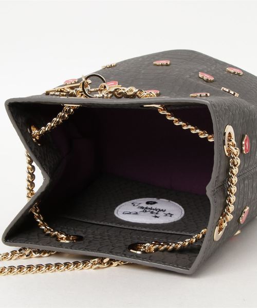 今季ブランド Playnomore Playnomore プレイノーモア のハンドバッグ Playnomore セール バッグ Stage Meバケットバッグ ハンドバッグ Playnomore プレイノーモア のファッション Kiss