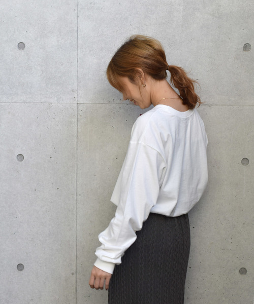 w closet（ダブルクローゼット）の「ガーリーロゴロンTee_（Tシャツ/カットソー・レディース・ブラック/オフホワイト/サックスブルー/スモークグレー・FREE）」の6枚目の写真