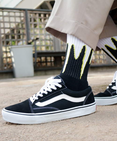 ADPOSION(アドポーション)の「【日本製】ファイアーパターンソックス(ソックス/靴下・メンズ・レッド/イエロー/ブルー・FREE)」の2枚目の写真