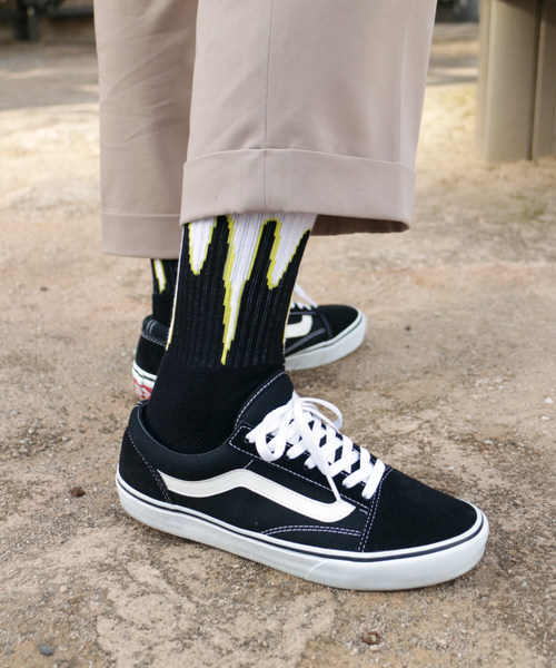 ADPOSION(アドポーション)の「【日本製】ファイアーパターンソックス(ソックス/靴下・メンズ・レッド/イエロー/ブルー・FREE)」の8枚目の写真