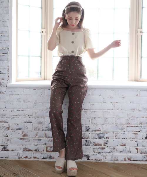 one after another NICE CLAUP(ワンアフターアナザーナイスクラップ)の「スカーフ付麻混ブラウス(シャツ/ブラウス・レディース・ブラック/イエロー/アイボリー/モカ・FREE)」の17枚目の写真